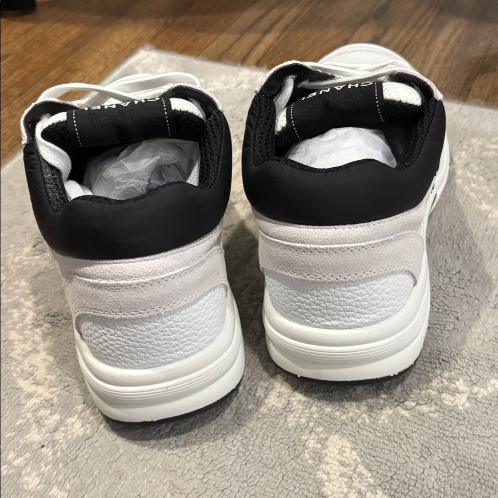 Chanel Men’s White and Black CC Logo Sneakers - Picture 4 of 6